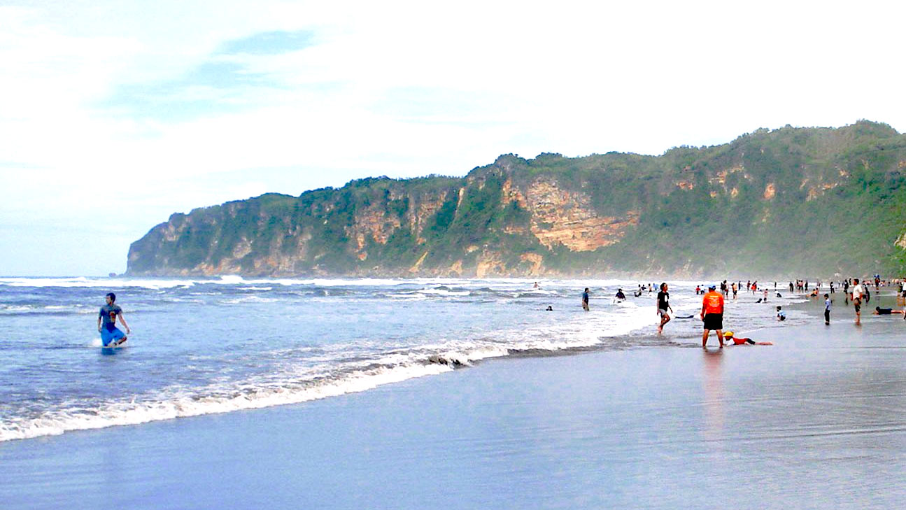  Parangtritis Beach  The Icon of Jogja Beach 