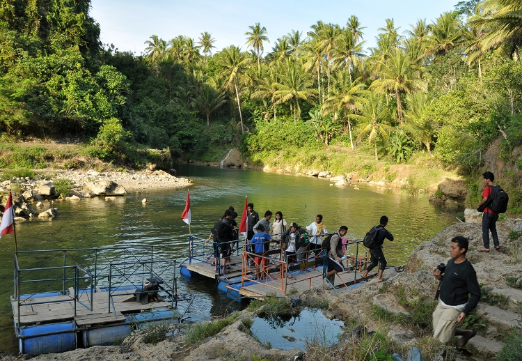 Sri Gethuk Waterfall